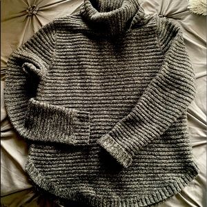 Large RVCA sweater